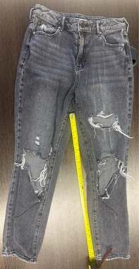 PacSun Mom Jeans Size 28 | Distressed Washed Black Denim